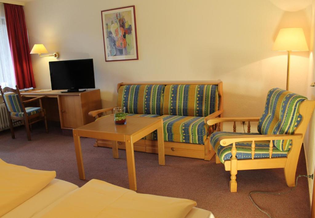 Action Forest Hotel - Kletterwald - Lasertag - Naehe Badeparadies Titisee-Neustadt Bilik gambar